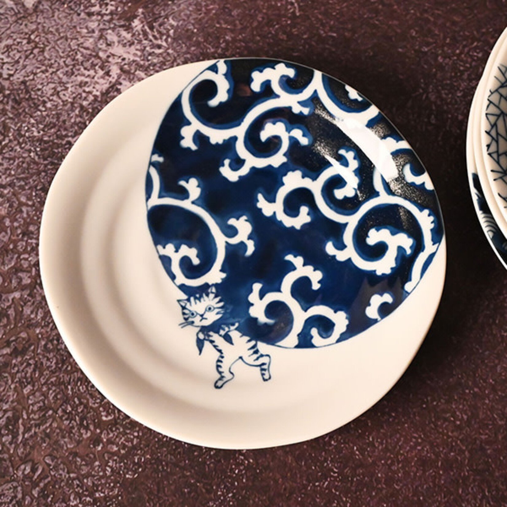 Plate 6.5"Dx1"H - Cat Thief - YG265-CT7