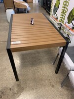 Lark Outdoor Dining Table - 30" x 48"