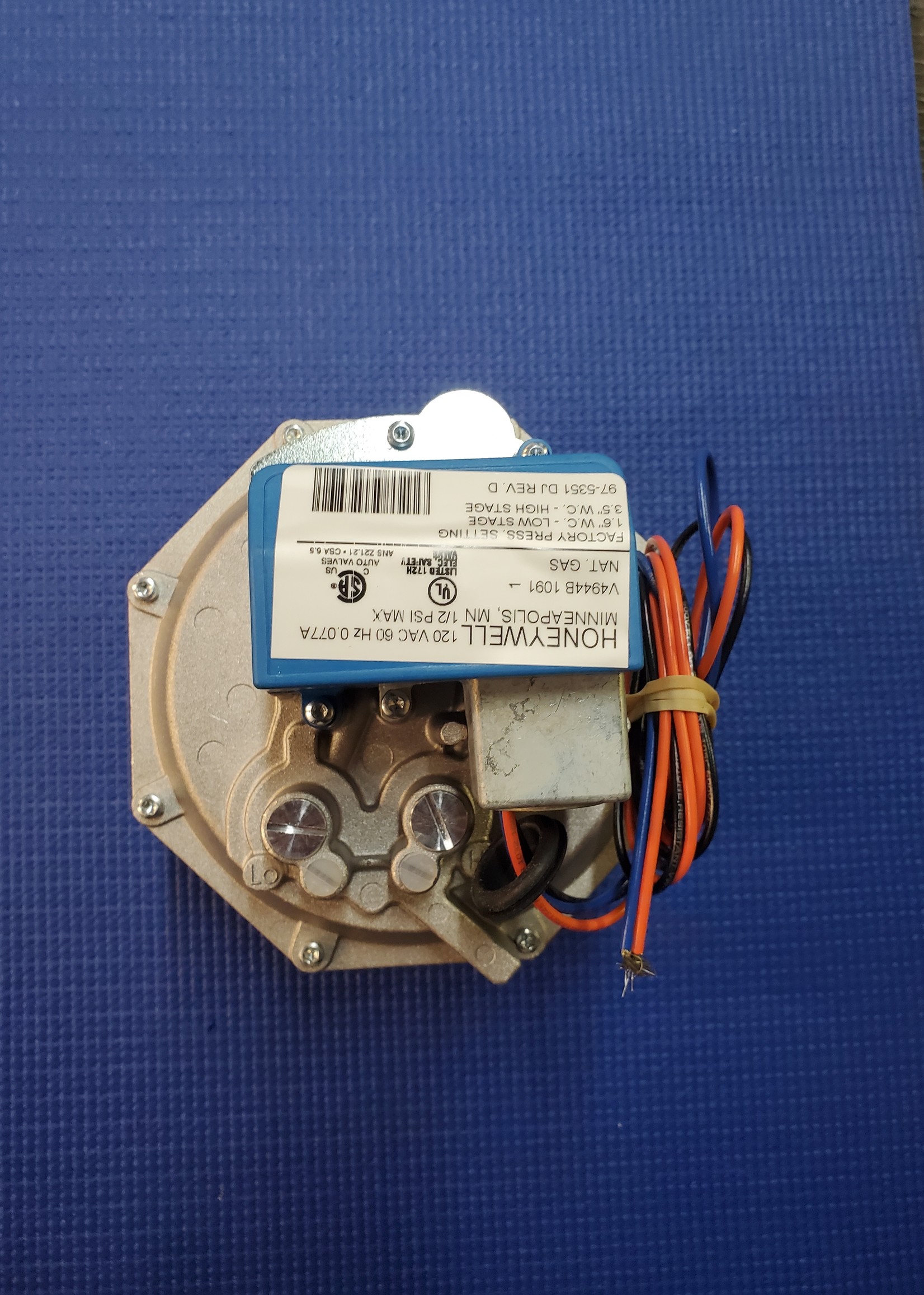RBI Futera II 1 1/2" Two Stage Gas Valve V4944B 1750/1950