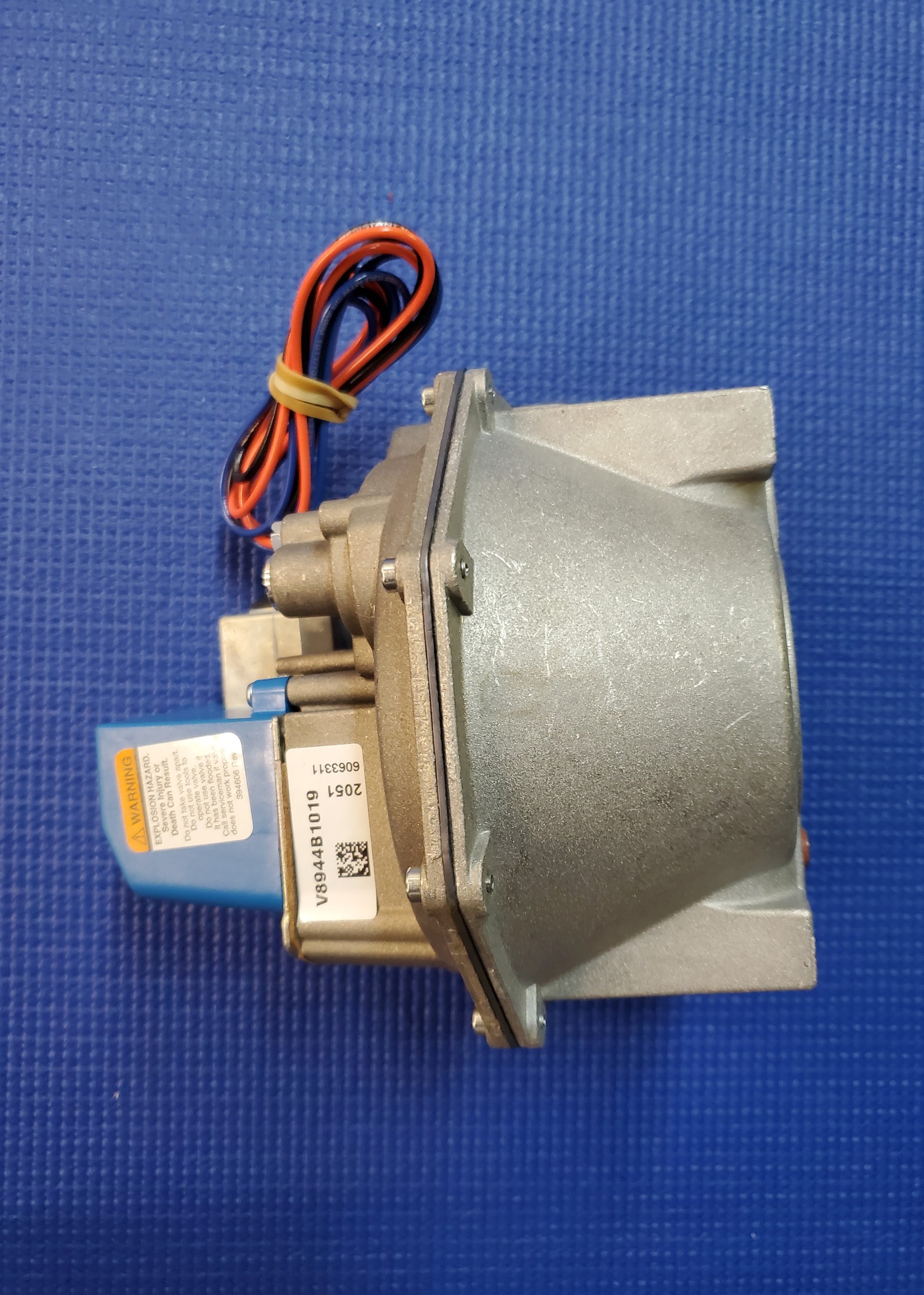 RBI 8900 Series 1" Main Gas Valve V8944B 420/1685