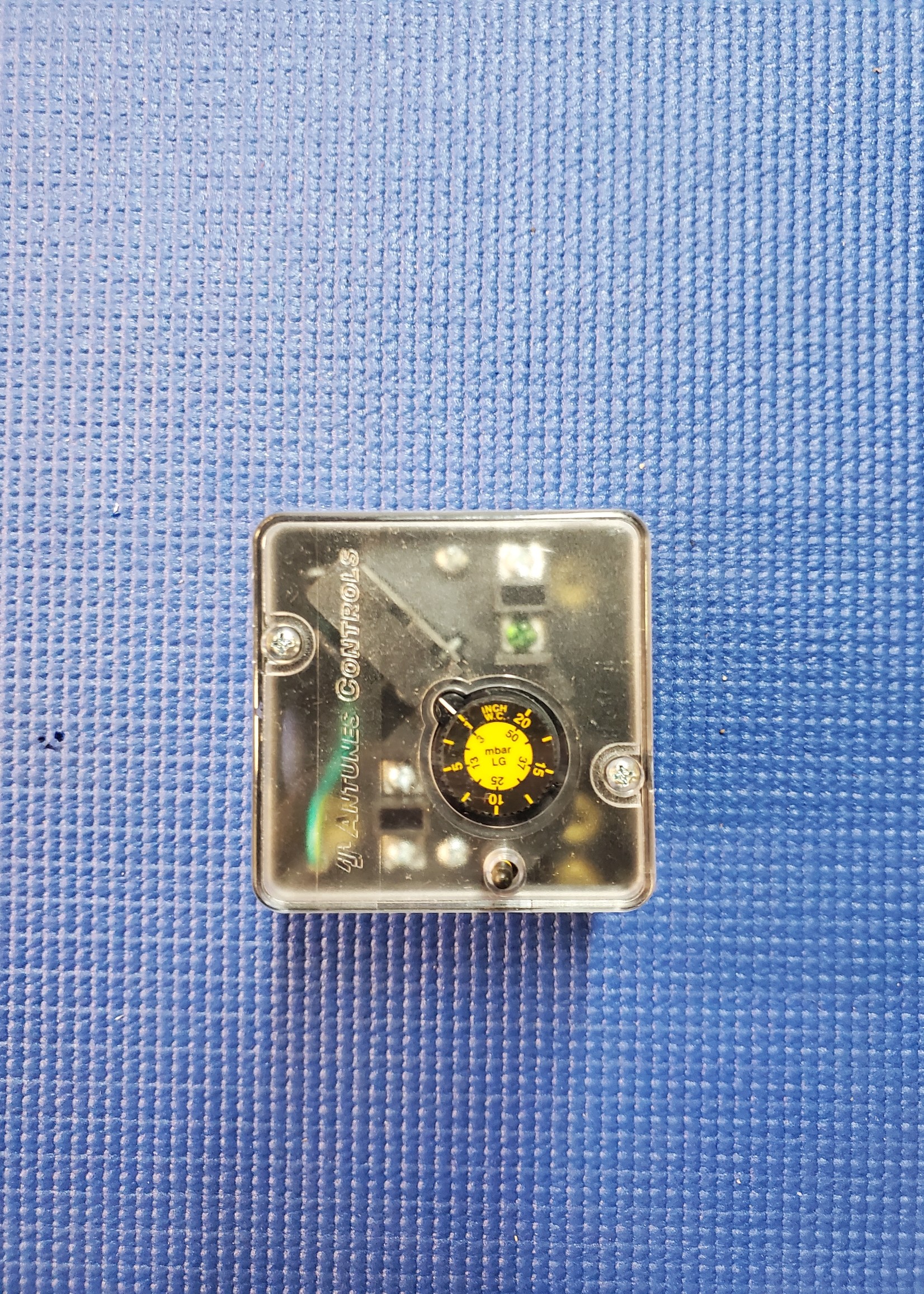 RBI 8800/8900 Series/LCD/Dominator/Futera II Low Gas Pressure Switch (Manual Reset)
