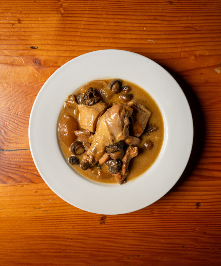 Poulet à la crème et aux morilles