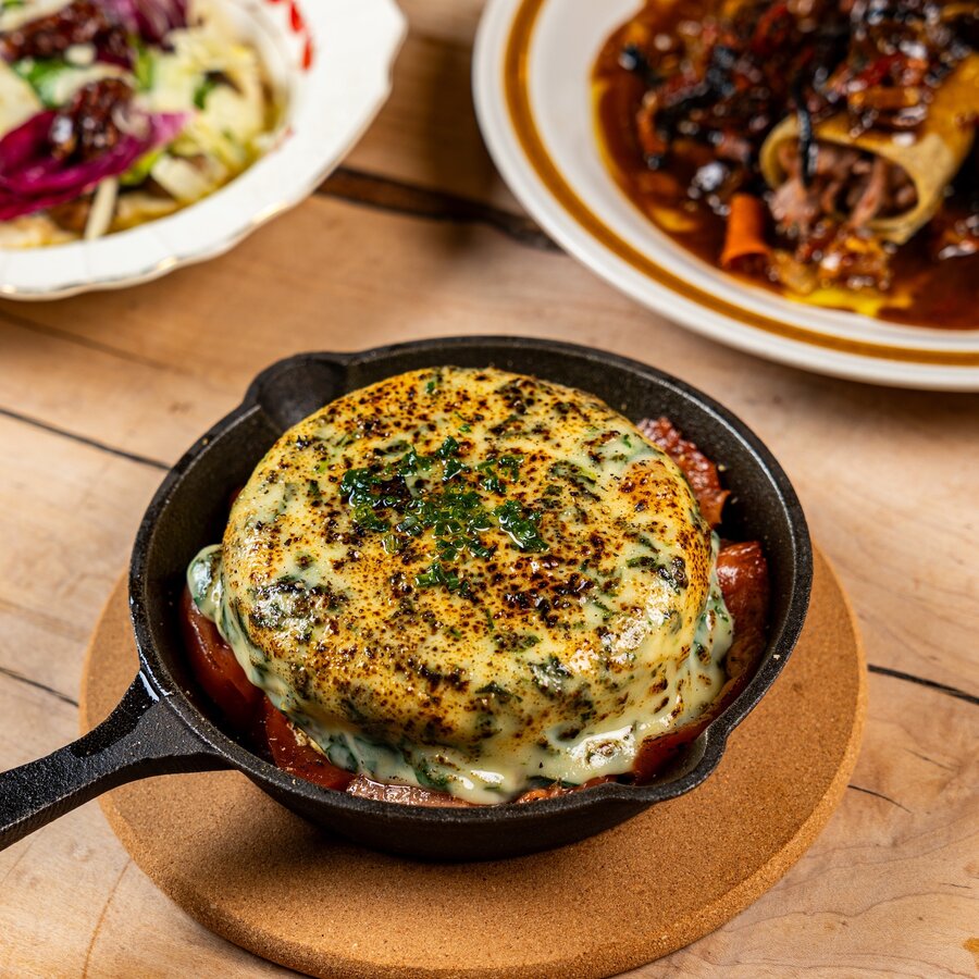 Restaurants - Au Pied de Cochon