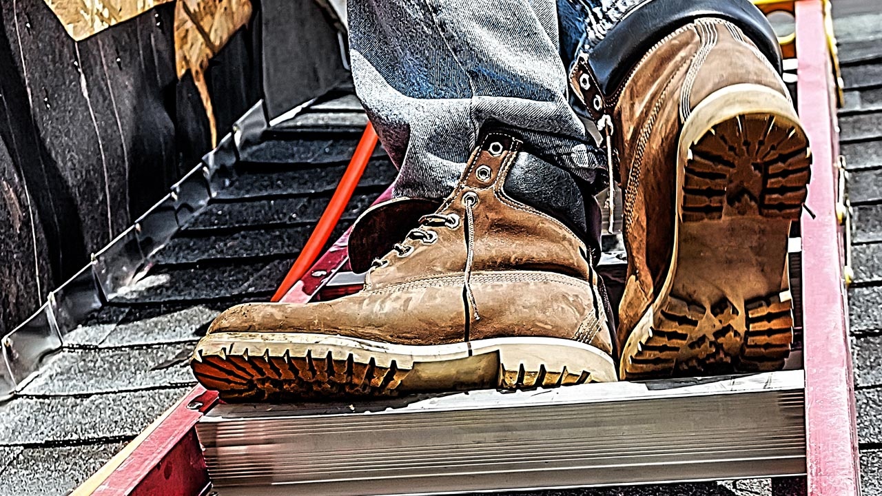 Protect Your Feet: The Importance of Steel Toe Shoes