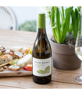 Pine Ridge Chenin Blanc-Viognier 2021 Napa Valley Pine Ridge Chenin Blanc-Viognier 2021 Napa Valley