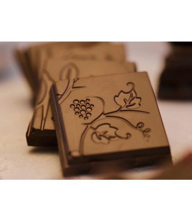 Vine To Bar Chardonnay Dark Chocolate Bar Santa Rosa