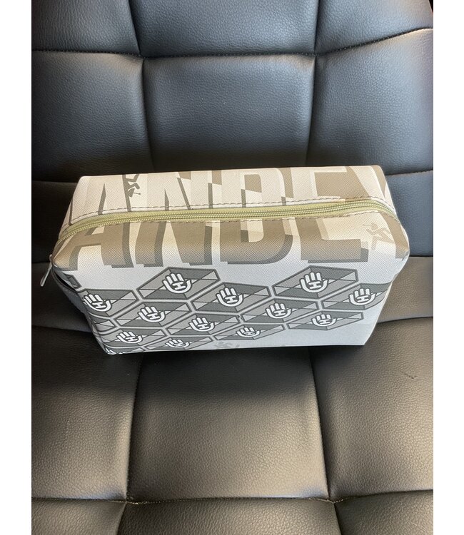 Handeye Handeye Supply Toiletry/Travel Bag