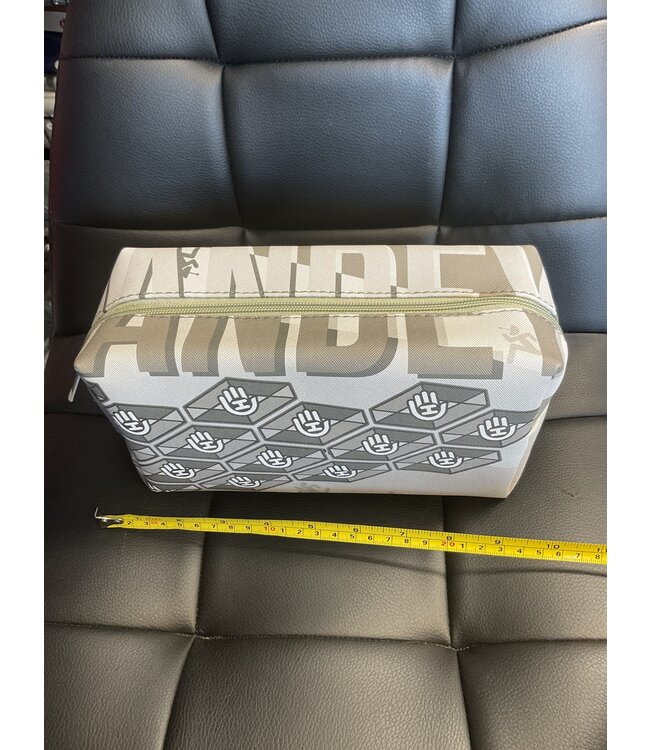 Handeye Handeye Supply Toiletry/Travel Bag