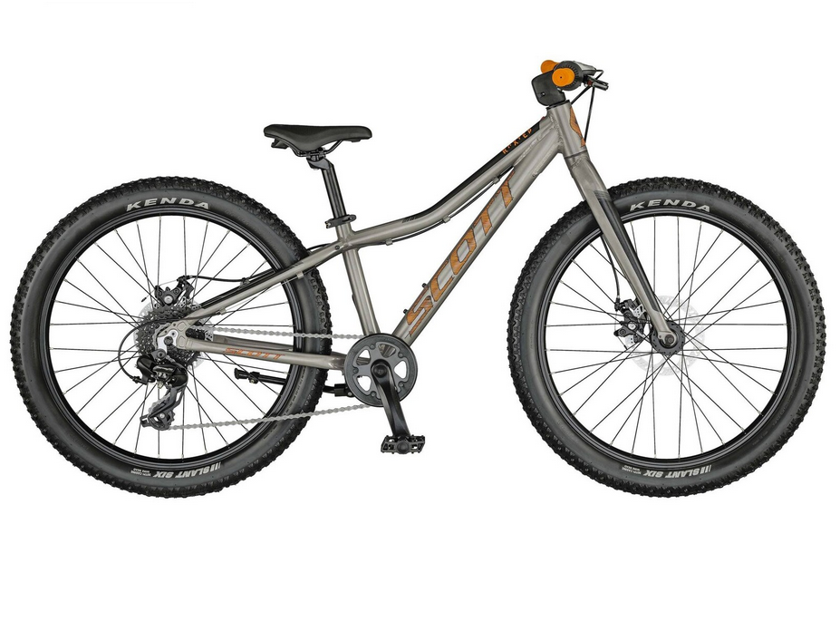 2022 Scott Roxter 24\