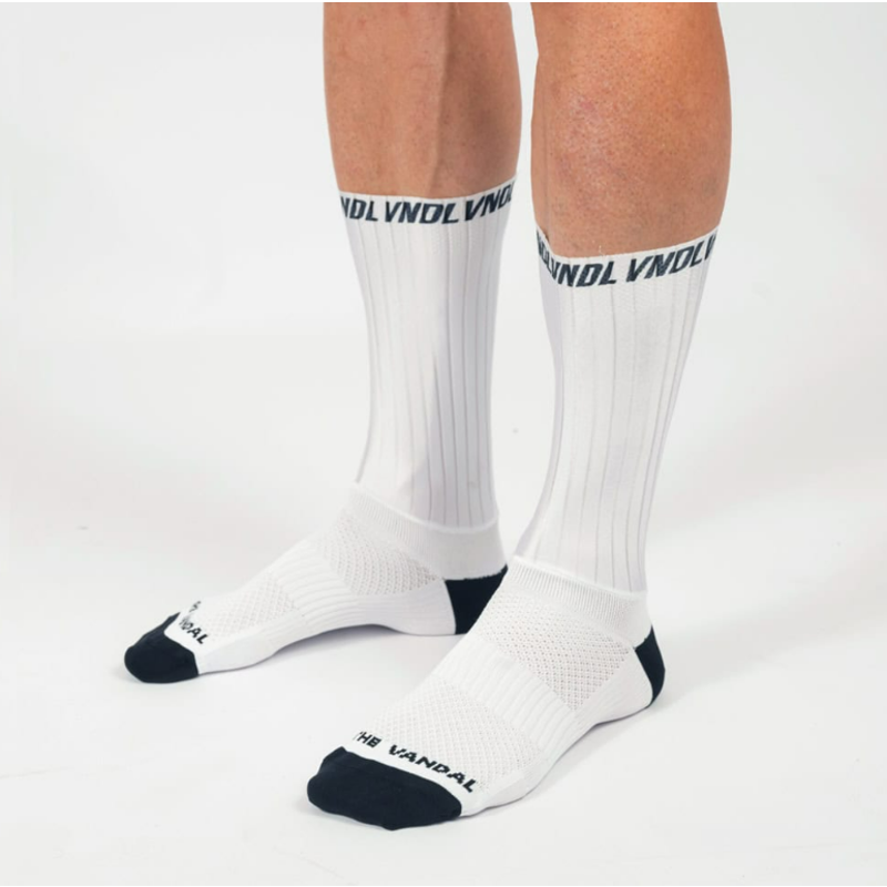 THE VANDAL AERO SOCK WHITE