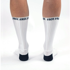 THE VANDAL AERO SOCK WHITE
