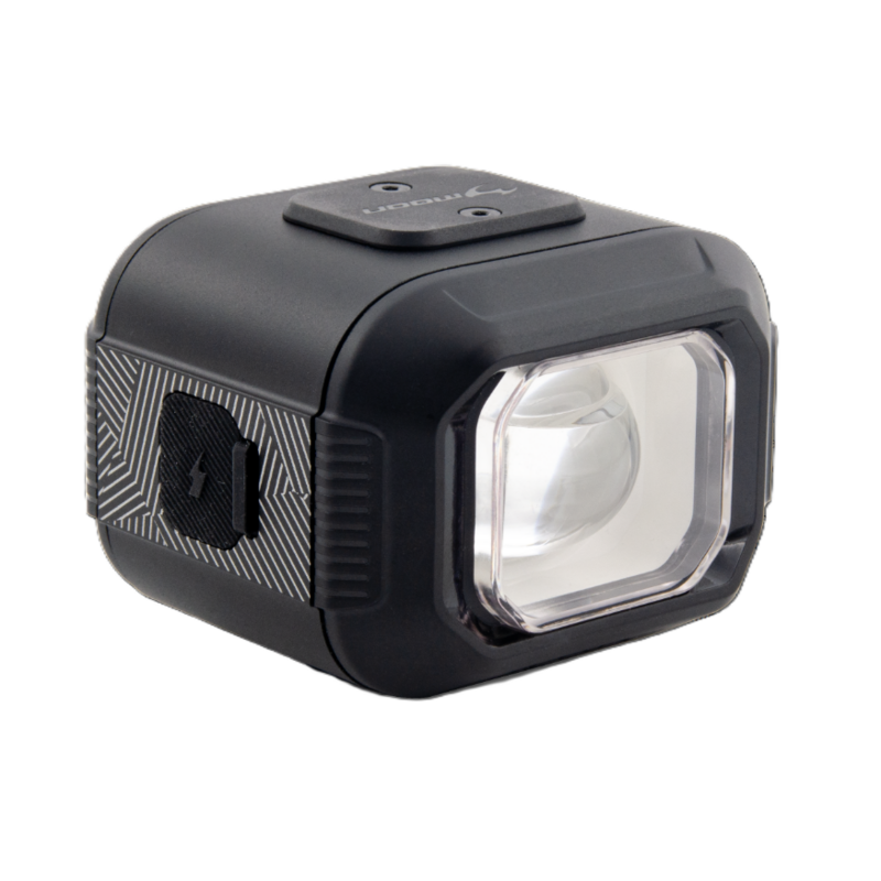 Moon Moon Titan Max 1700 Front Light W/remote