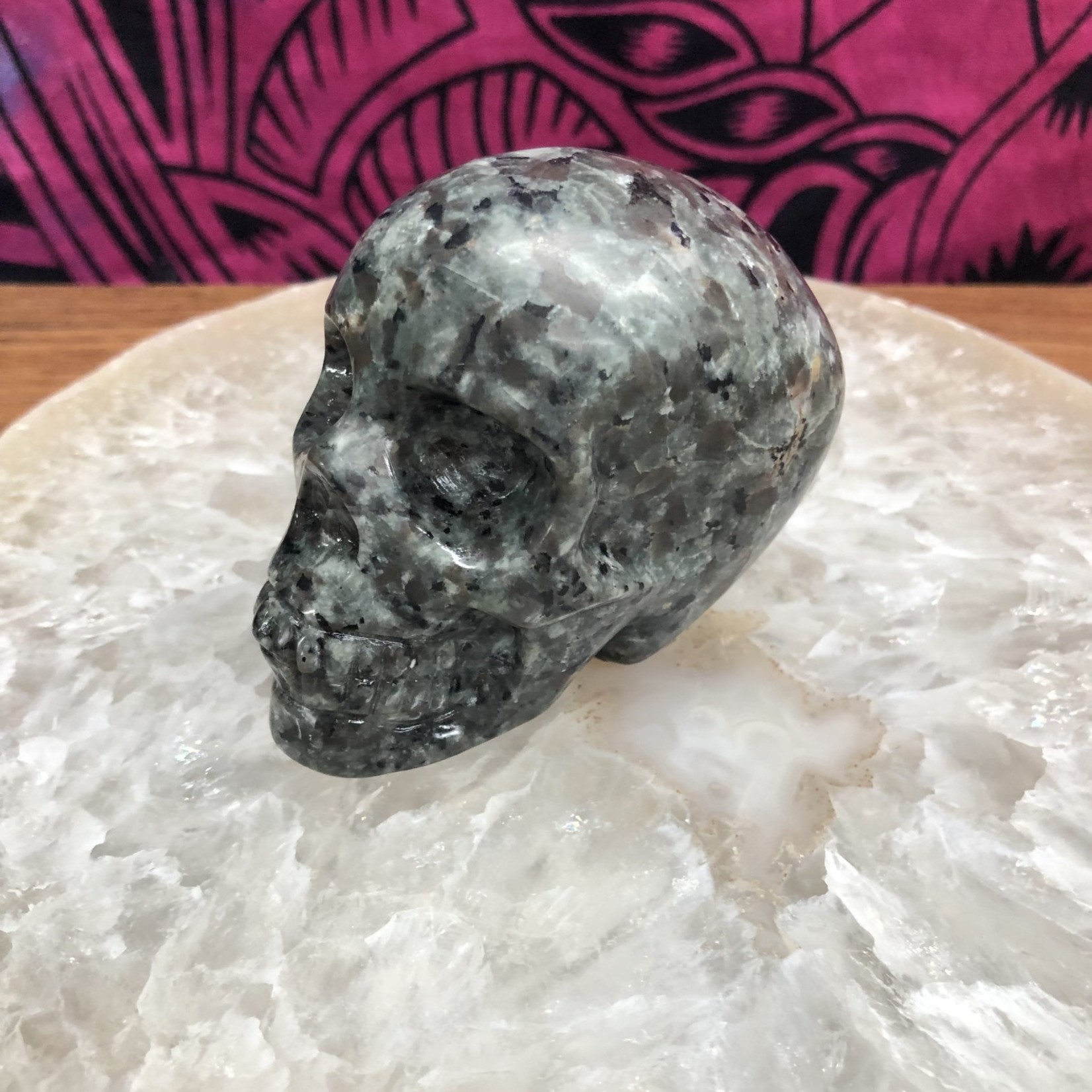 Skull - Yooperlite (UV Reative)