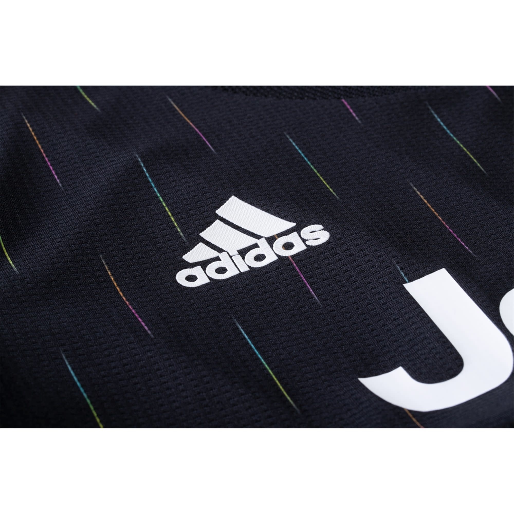 adidas 2021-22 Juventus Away Jersey - Black