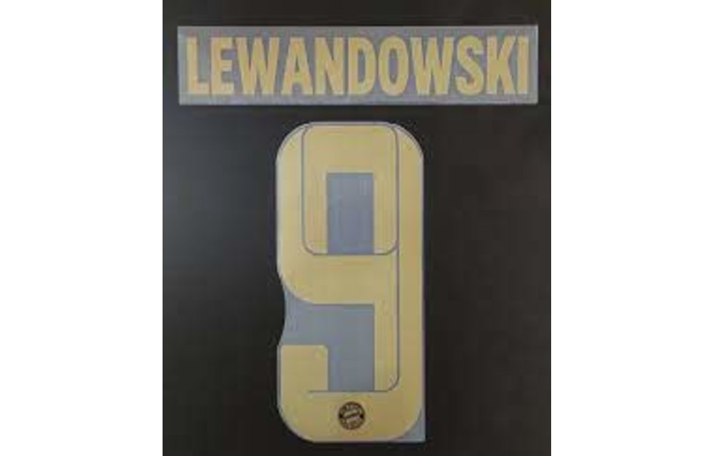 Lewandowski # 9 Bayern Munich 21/22 Away Nameset / Gold