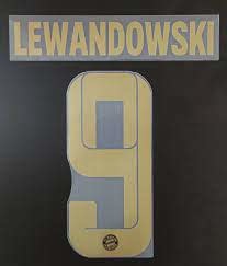Lewandowski # 9 Bayern Munich 21/22 Away Nameset / Gold