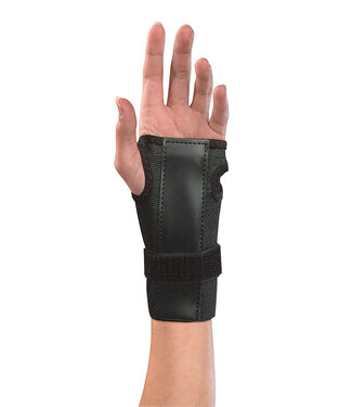 Mueller Mueller Reversible Wrist Brace with Splint OSFM - Black