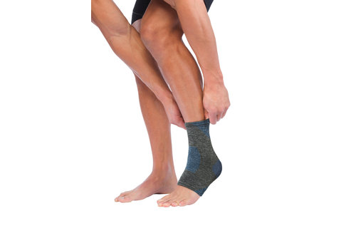 Mueller FIR 4 Way Ankle Support