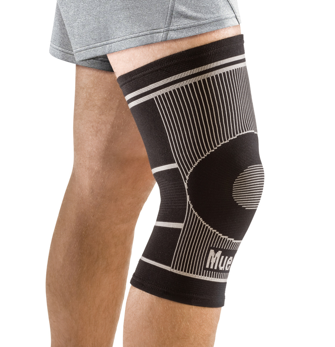 Mueller FIR 4 Way Stretch Knee Support