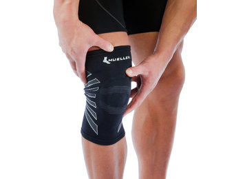 Mueller OmniForce Knee Support K-300