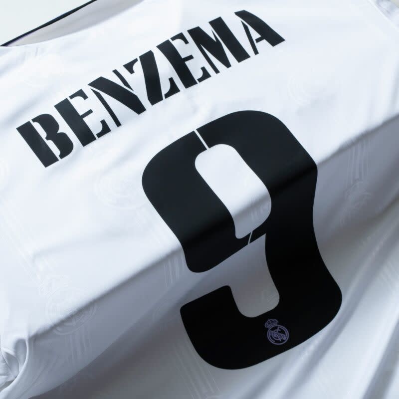 Benzema # 9 Real Madrid 22/23 Home / Away  Nameset