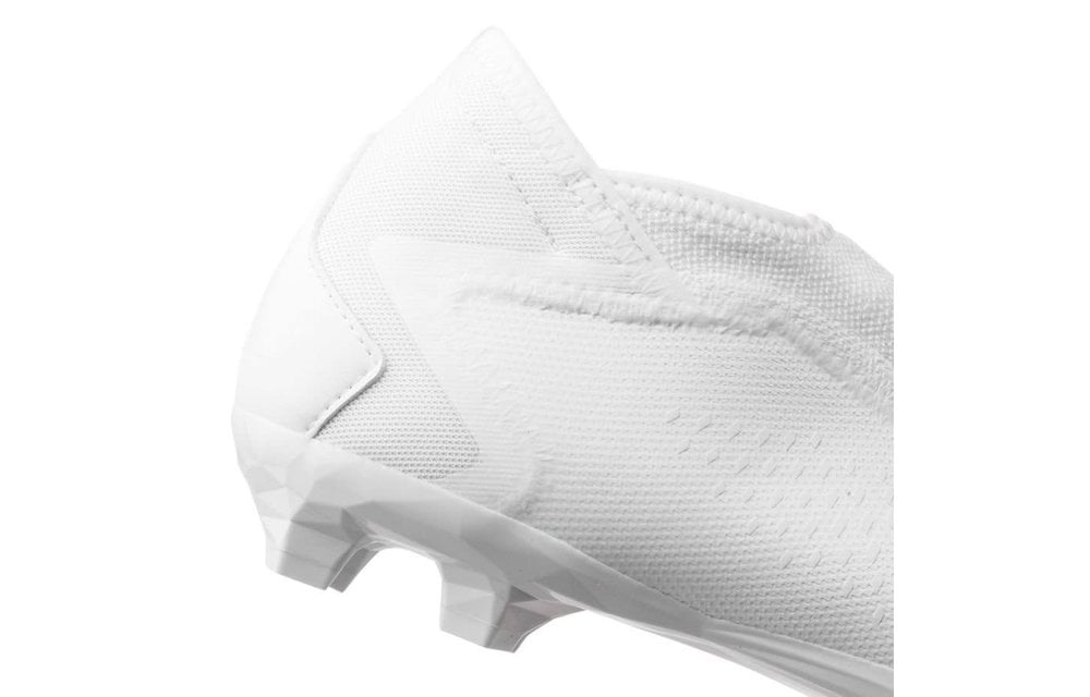 Accuracy .3 Laceless LL Pearlized Pack -White Out Soccerium