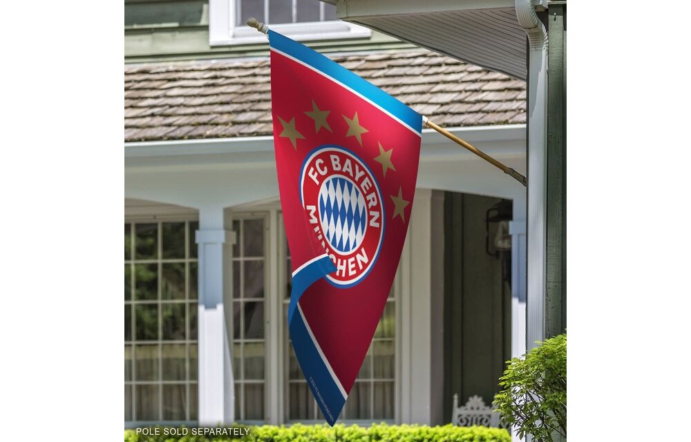 WinCraft Bayern Munich Vertical Flag 28" -40"