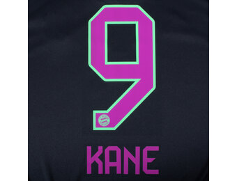 Kane # 9 Bayern Munich 23/24 Away Nameset / Purple