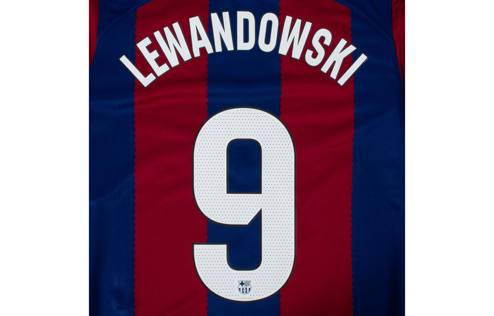 Lewandowski# 9 Barcelona 2023 / 24 Home Nameset - KIDS (YOUTH)