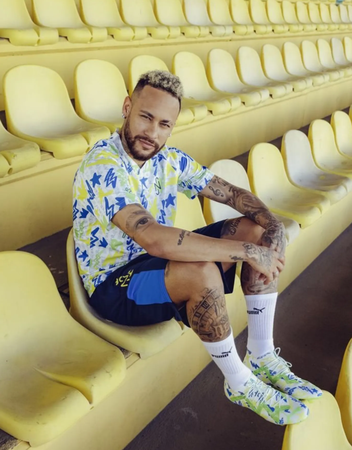 Puma Neymar Jr. NJR Instituto Soccer Training Jersey - White/Racing Blue/Lemon/Parakeet Green