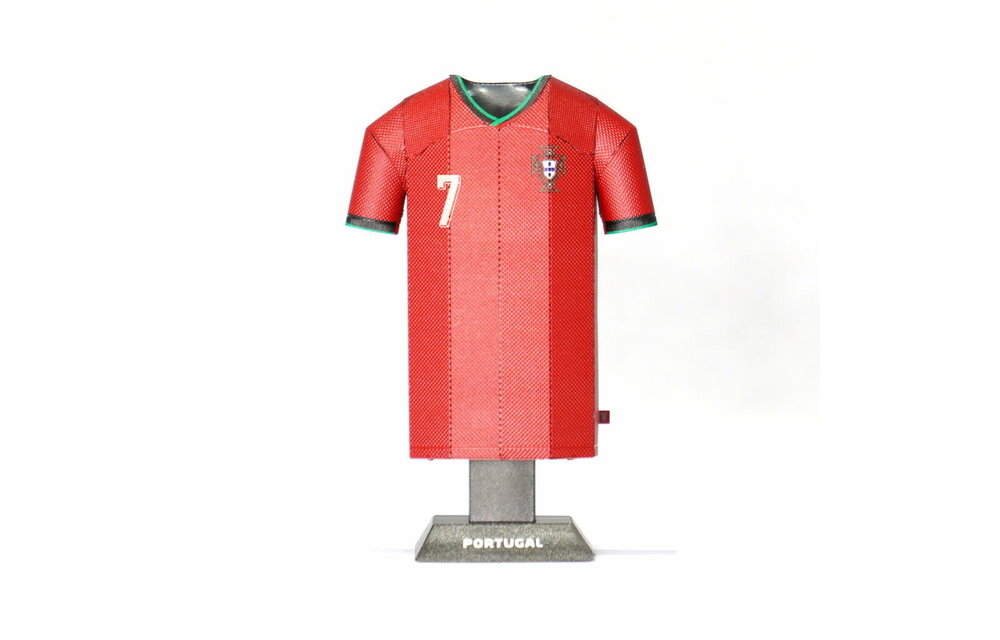 Alloy Portugal Collectors Mini Metal Home Jersey Locker Pack