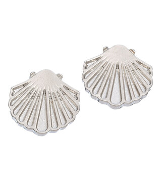 Howards Shell Stud Earrings Silver