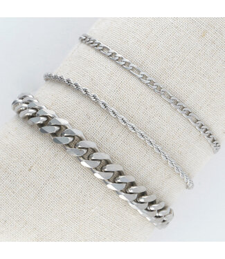 Howards Chunky Figaro and Dainty Chain