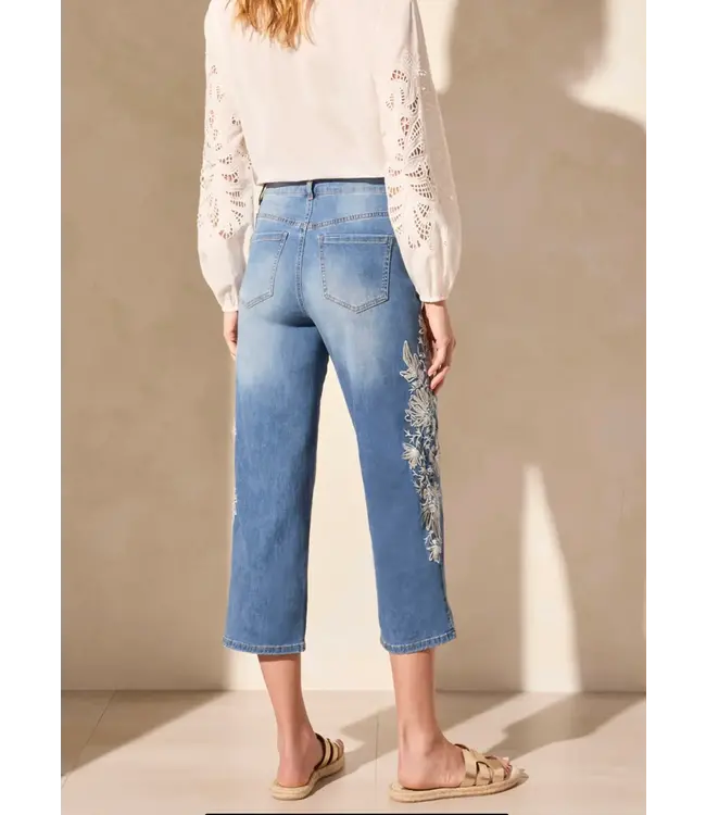 Tribal Audrey Girlfriend Crop Jeans With Embroidery
