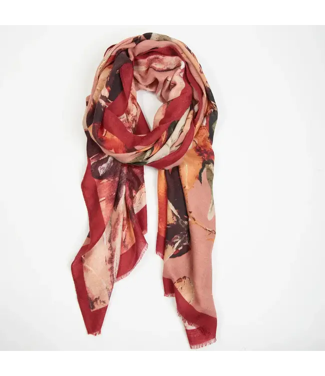 Howards Abstract Illustrated Floral Light Weight Chili Pepper