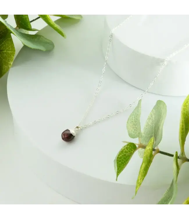 Howards Harlowe Sterling Silver Genuine Garnet Pendant Necklace 16"