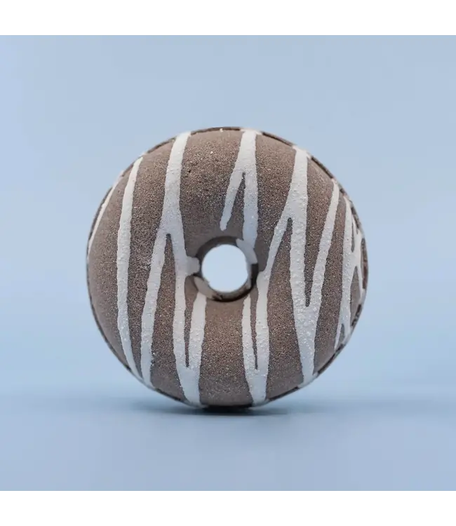 Luxiny Hazelnut Cappuccino Donut Bath Bomb