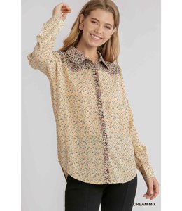 Umgee Mixed Floral Print Western Yoke Collared Button Down Long Sleeve Top