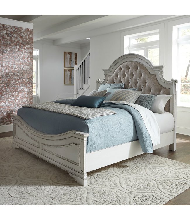 Liberty Furniture Magnolia Manor:  King Upholstered Bed