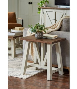 Aspen Home Pinebrook Prairie White Chairside Table