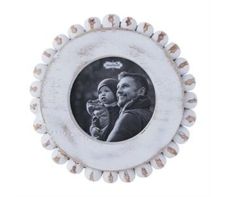 https://cdn.shoplightspeed.com/shops/649543/files/60072692/750x650x2/mud-pie-circle-small-beaded-edge-frame.jpg