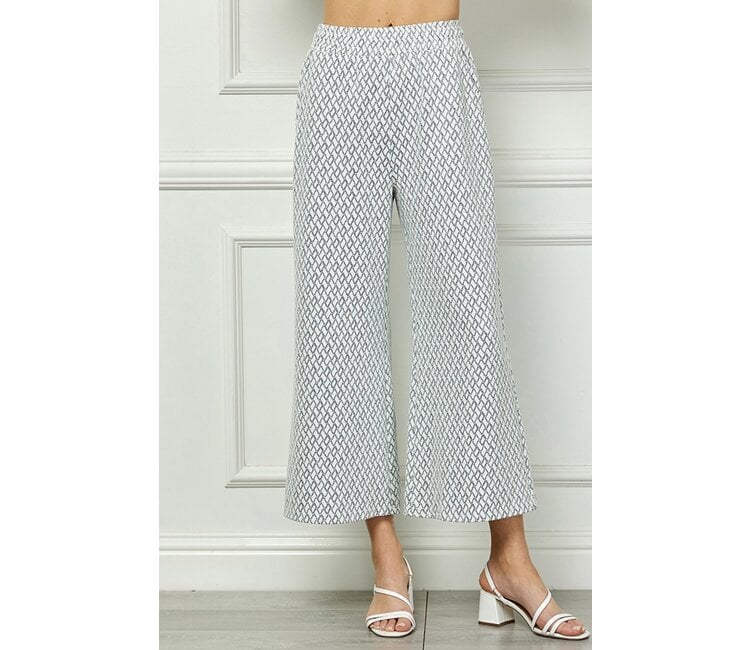 SOLID TECHNO PETAL-SLIT ANKLE PANT - UP! Pants