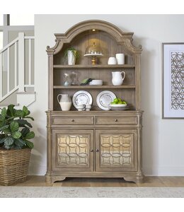 Liberty Furniture Magnolia Manor II Hutch & Buffet