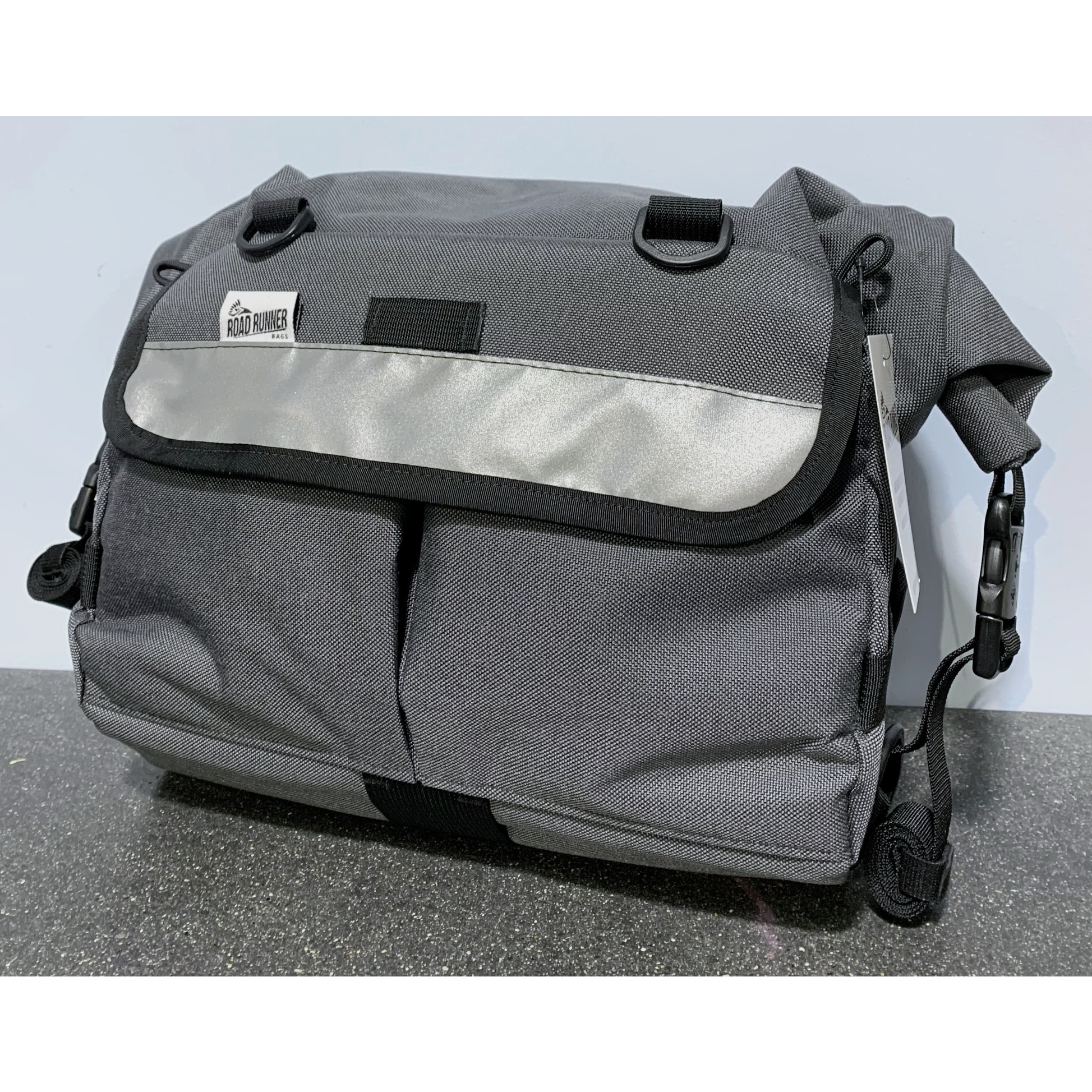 Road Runner Bags Middle Earth Jammer Handlebar Bag, Grey Cordura