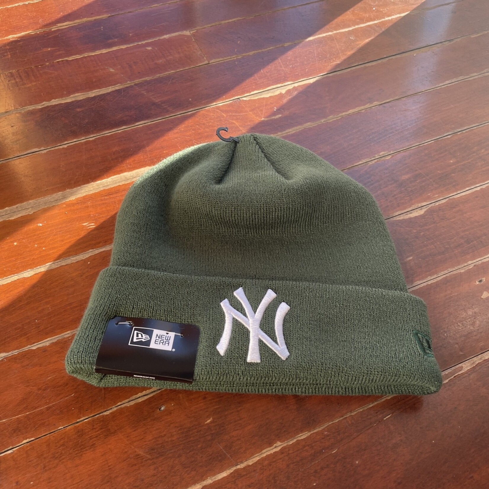 Safe House Bootleg Yankees Beanie OS - 帽子