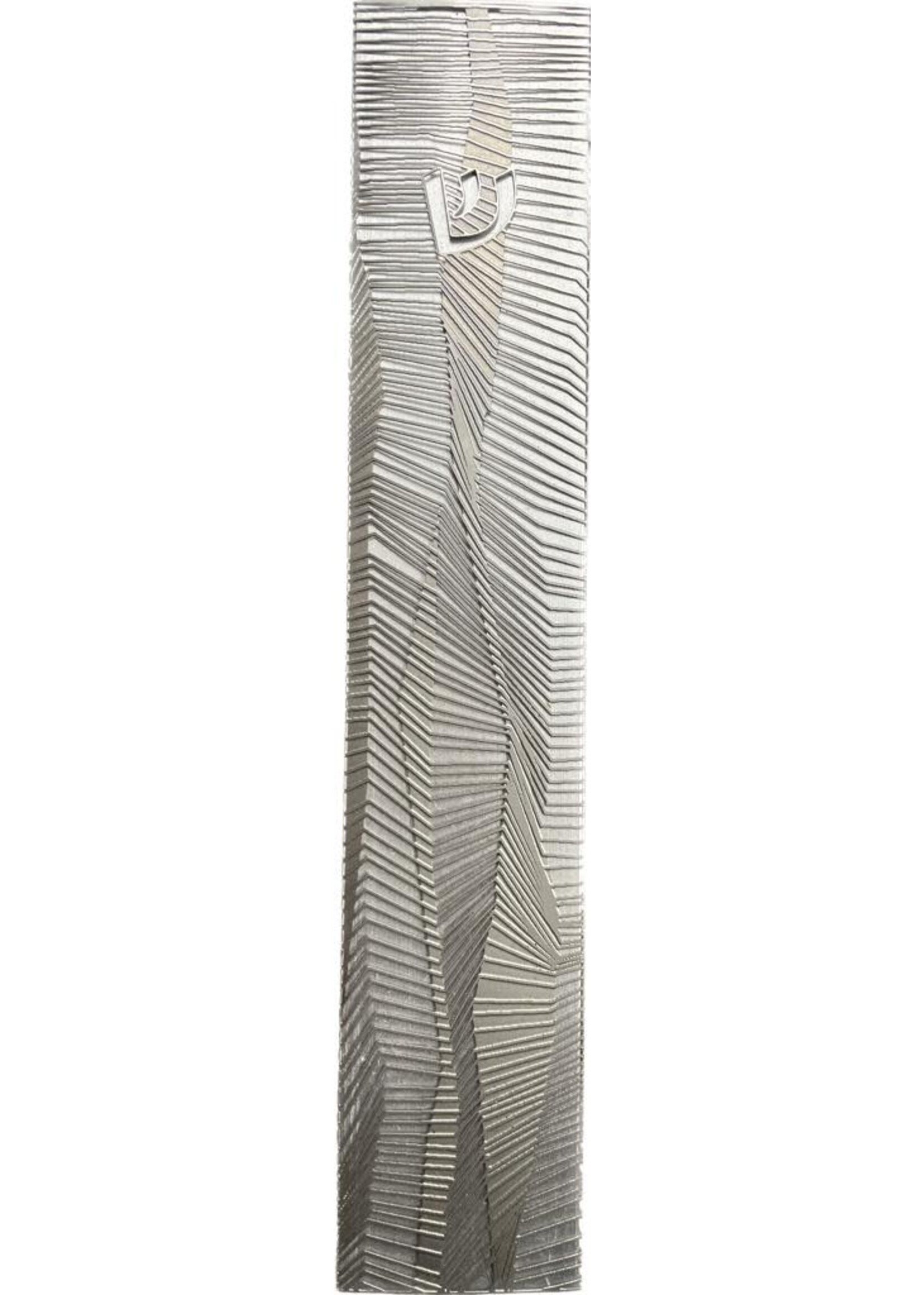 MEZUZAH GEO LACE SILVER OVER WHITE 20CM LASER CUT STEEL