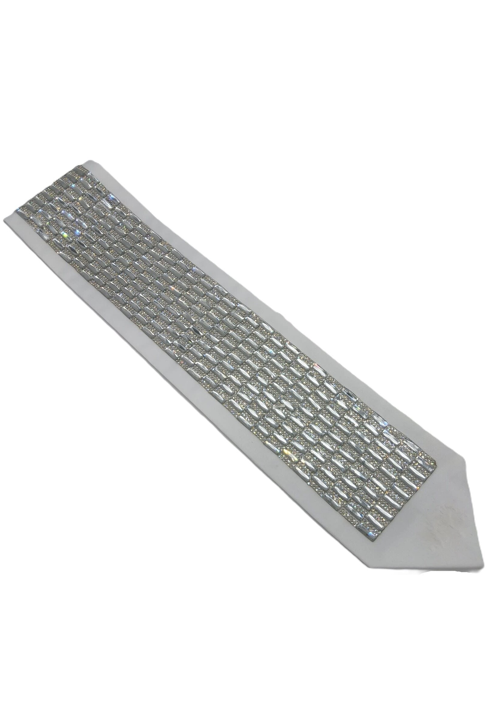 ATARA WHITE RECTANGLE CRYSTALS PATTERN