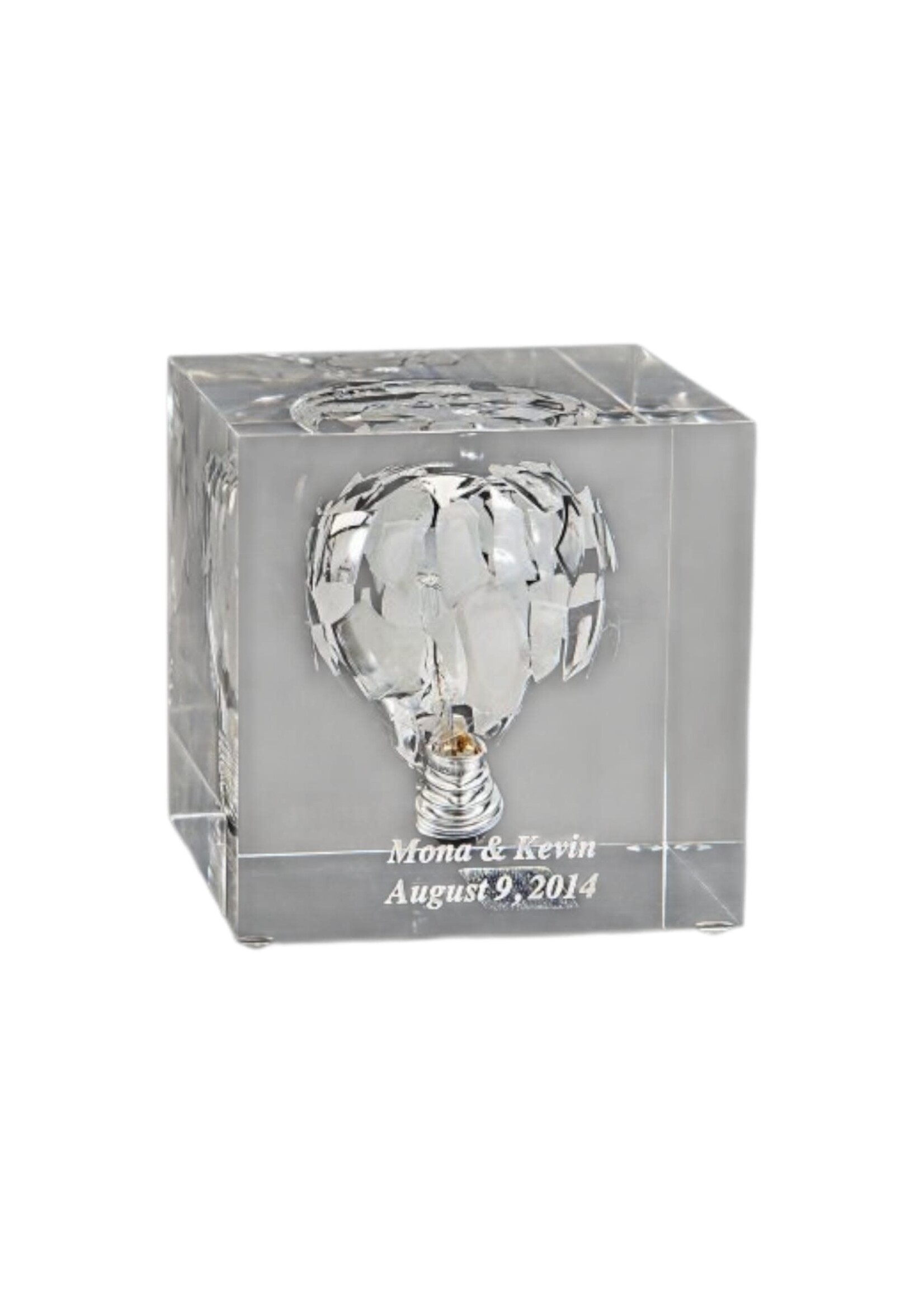 WEDDDING GLASS LUCITE SQUARE 4" X 4" X 4"