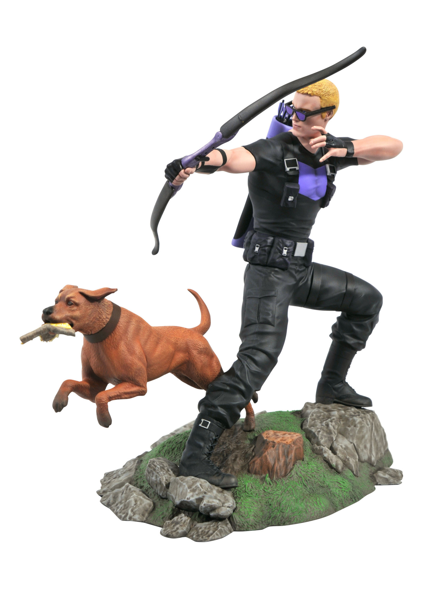 . MARVEL GALLERY COMIC HAWKEYE PVC STATUE