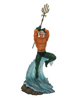 . DC GALLERY AQUAMAN COMIC PVC STATUE